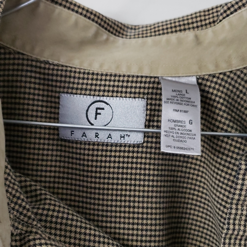 Casual buttons down